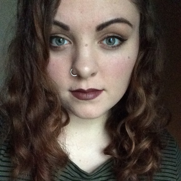 Meet your Posher, Samantha - Picture 1 of 1